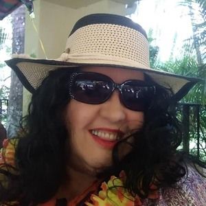 Meet your Posher, Awilda